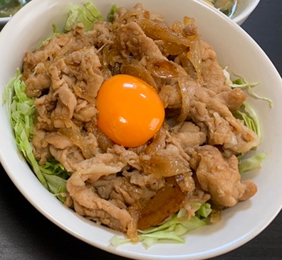 豚こま肉で☆スタミナ丼