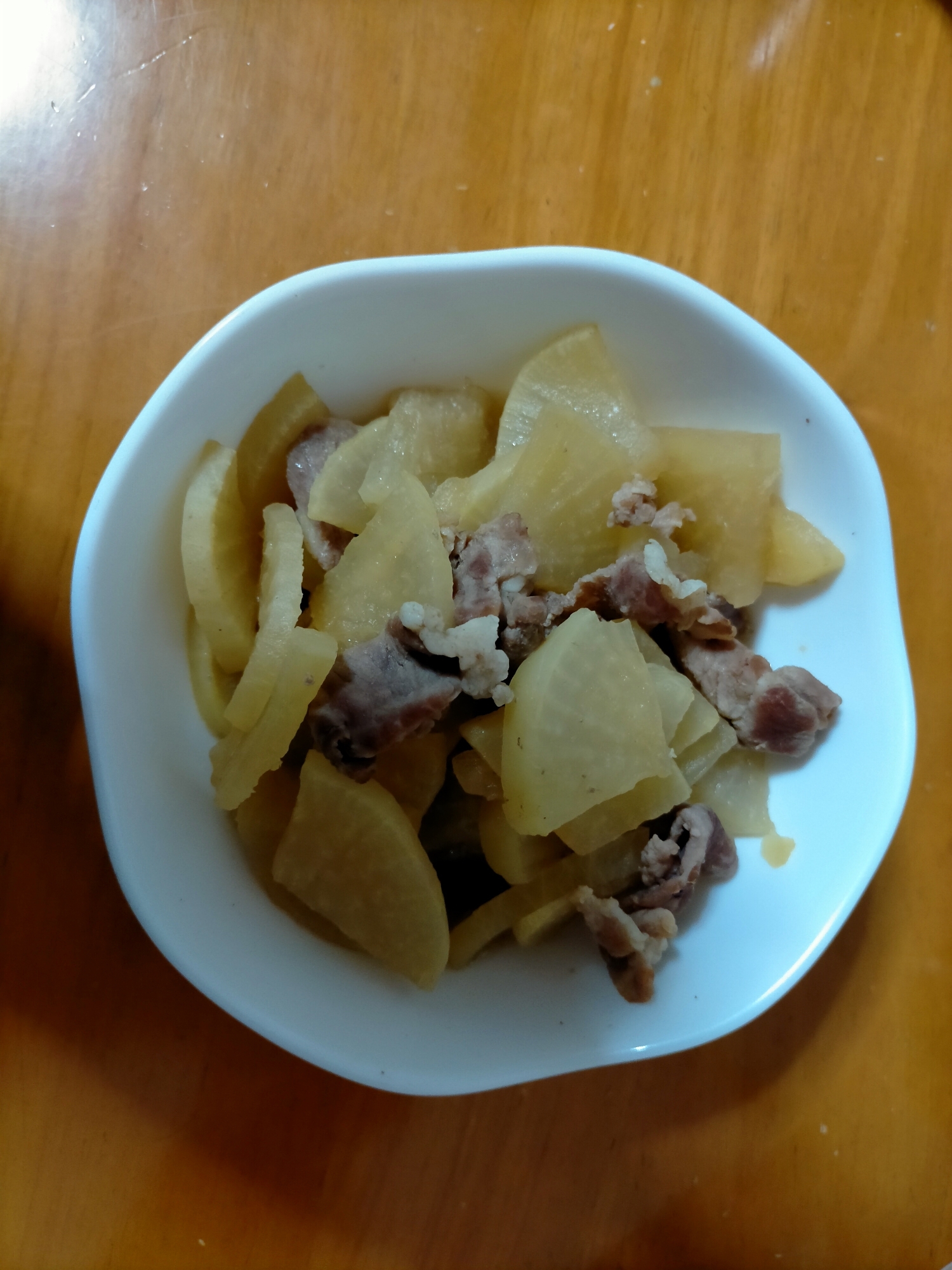 大根と豚小間の煮物