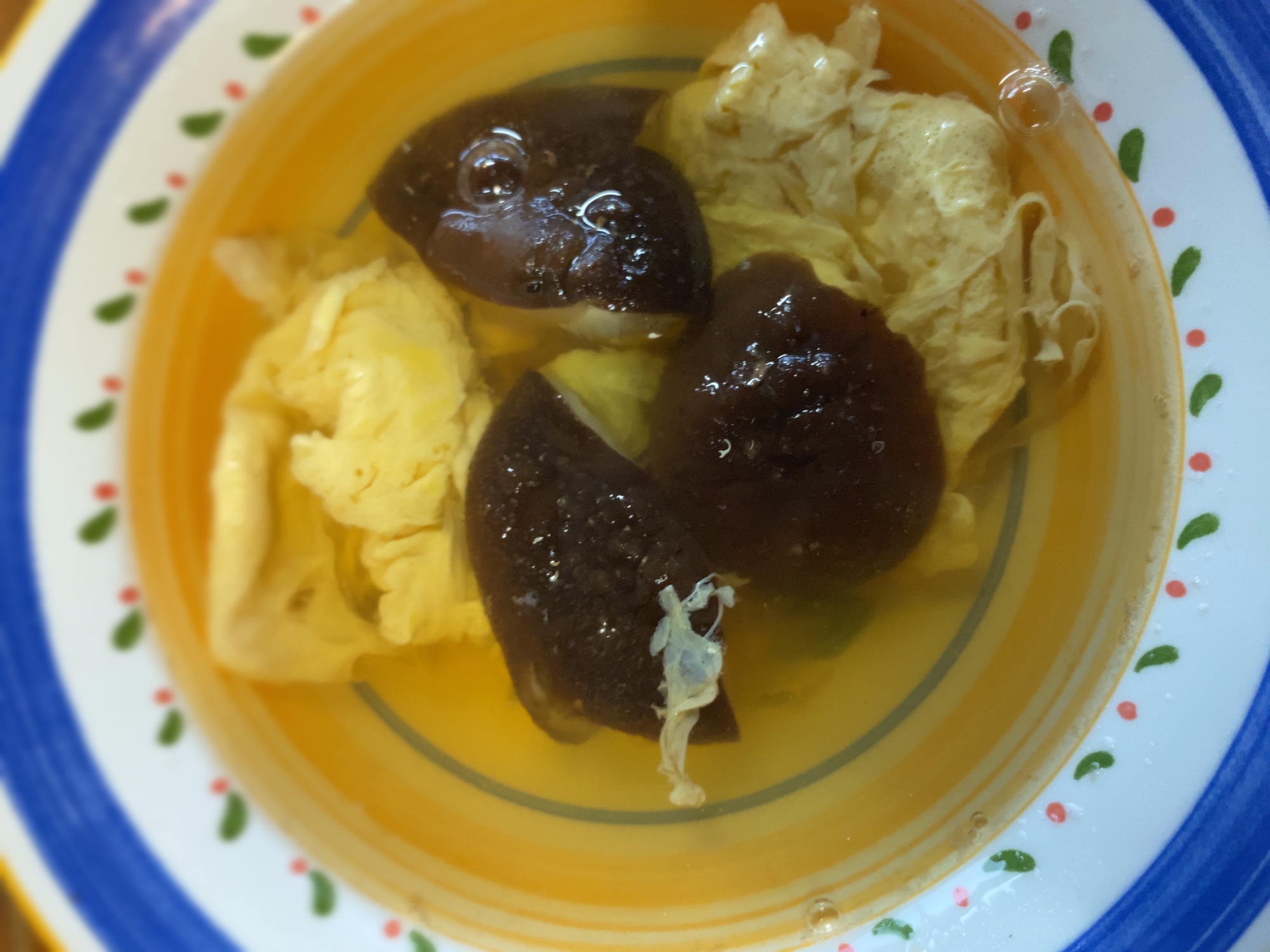 超簡単！和風風味の椎茸とたまごのスープ(o^^o)