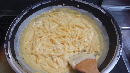 マカロニチーズ