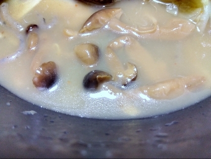 しめじ油揚げお味噌汁ෆ˚*