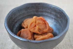 梅干し　（白梅干）　【季節の保存食】