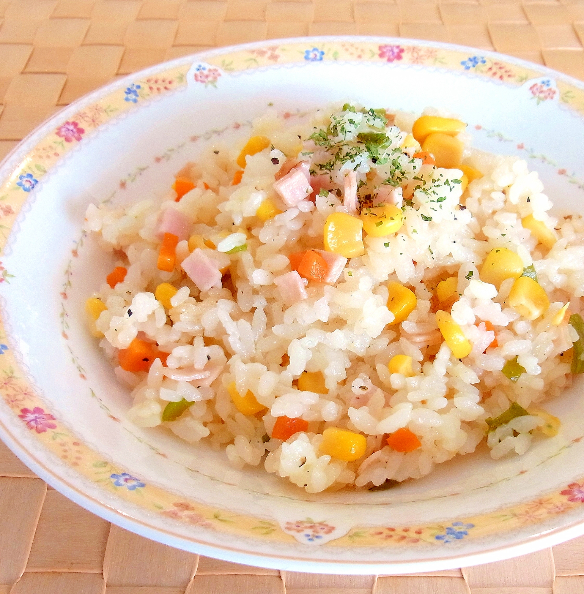 ハムとコーンの炊くだけピラフ レシピ 作り方 By メリッコ 楽天レシピ