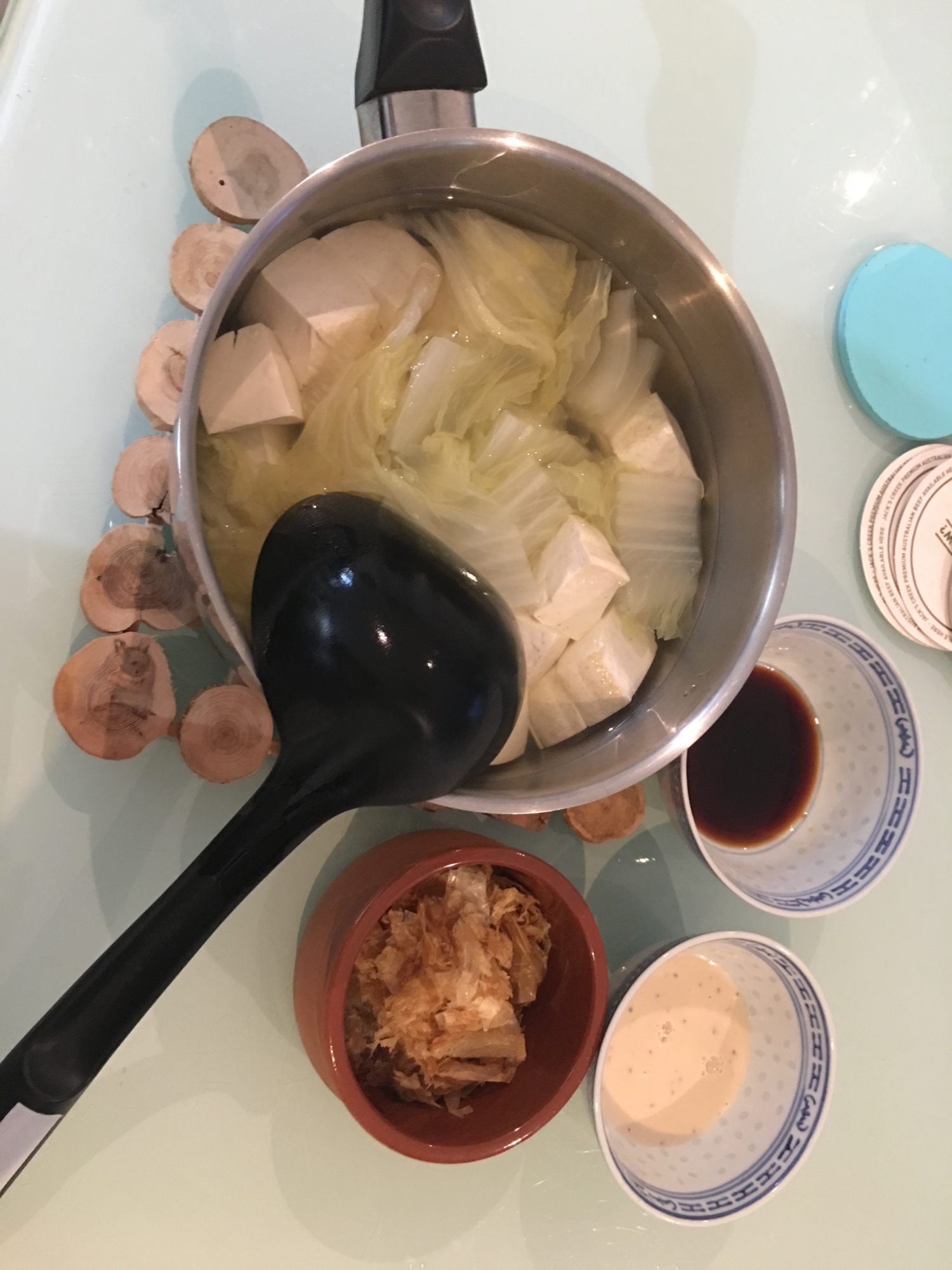 シンプル湯豆腐