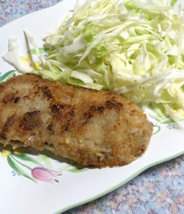 豚こま肉と高野豆腐のにんにく味噌カツ