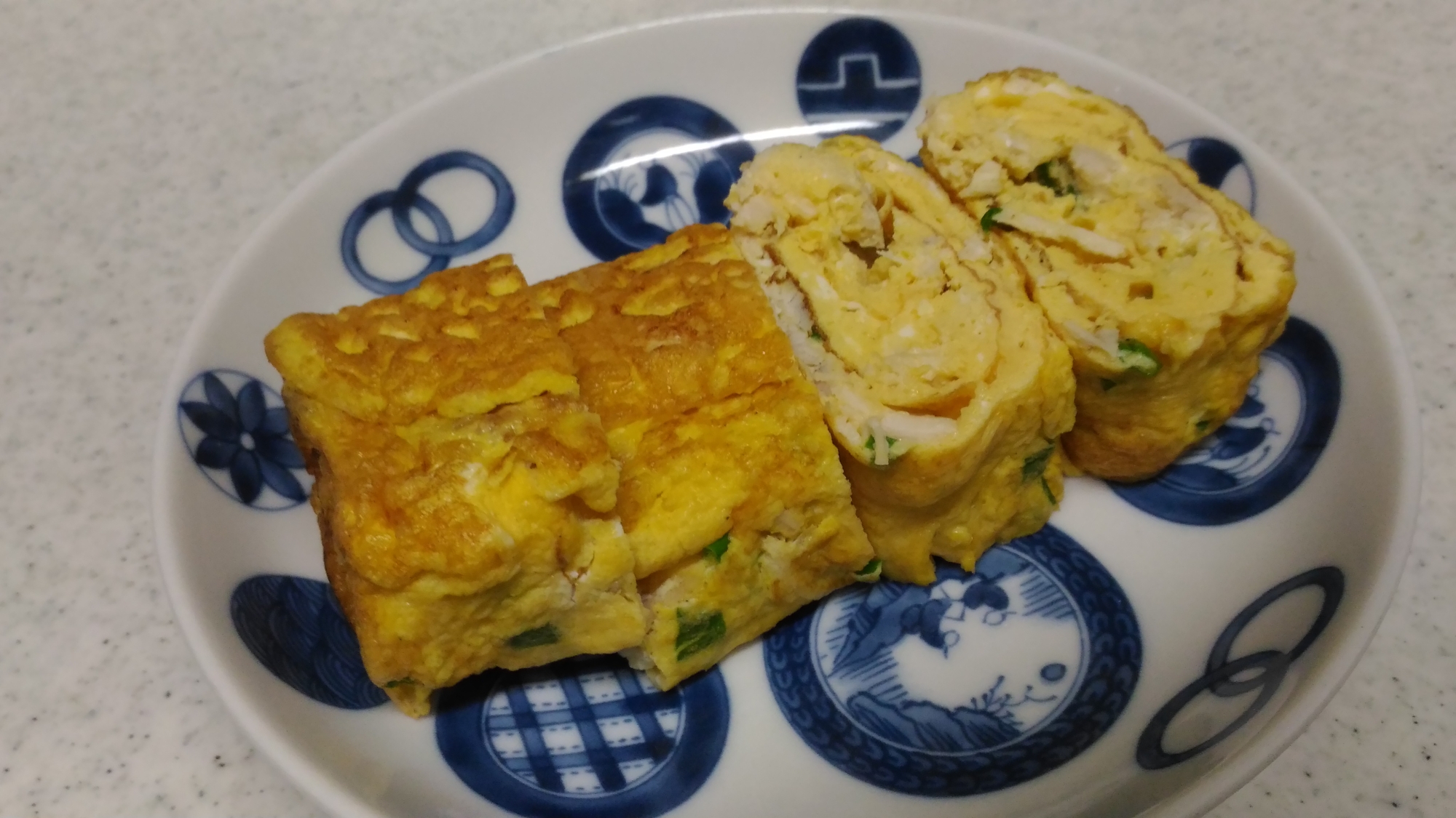 蒸し鶏と葱の玉子焼