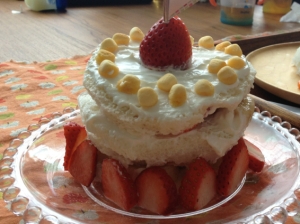 一歳誕生日。おめでとうケーキ！