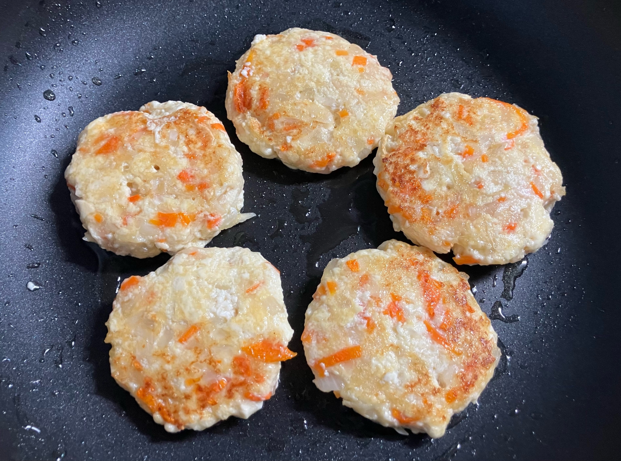 ふんわり美味しい❤️切り干し大根の豆腐ハンバーグ