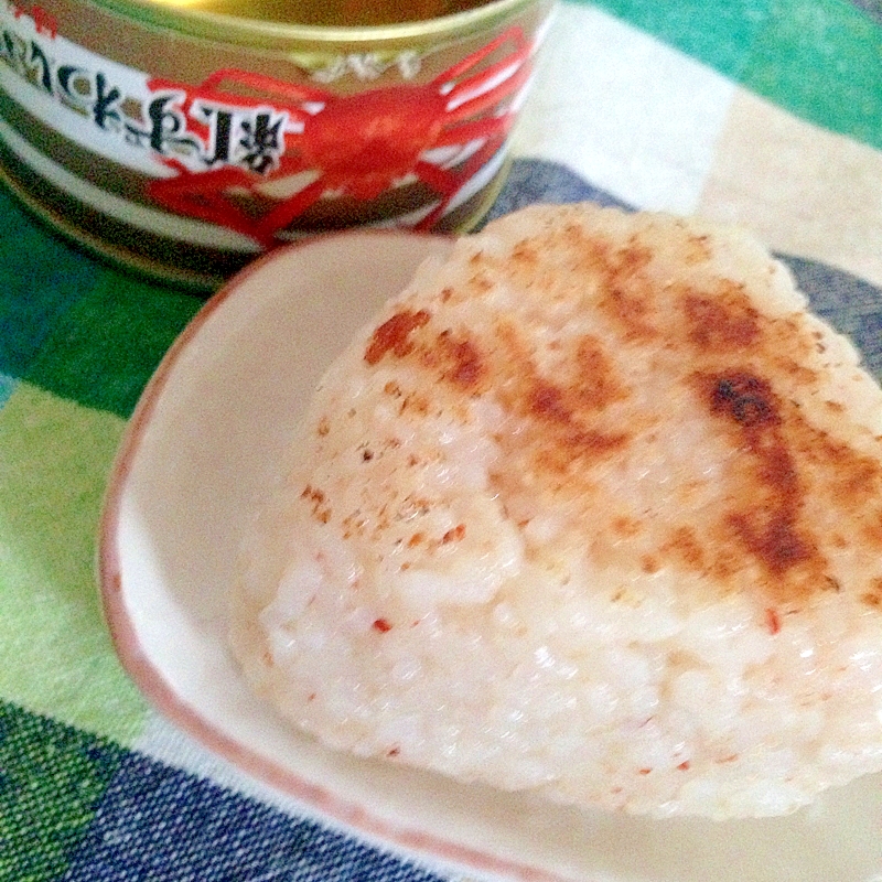 カニご飯のバター焼おにぎり♡