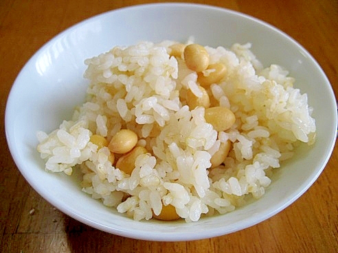 甘くておいしい 大豆ご飯 レシピ 作り方 By パウダー０７ 楽天レシピ