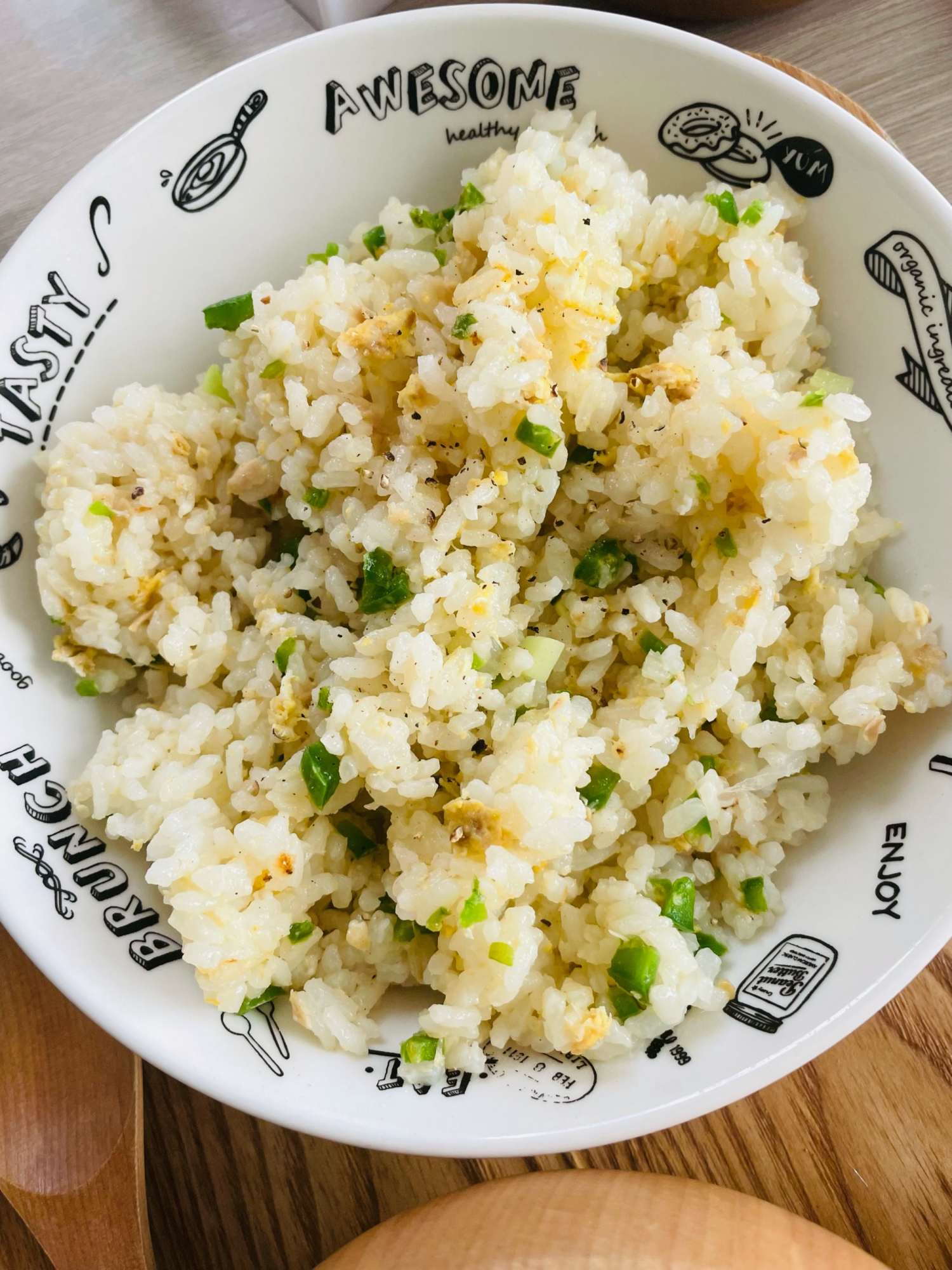 ツナ缶を丸ごと！ツナ玉チャーハン