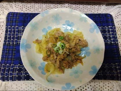 フライパンで簡単♡味噌豚ロースとキャベツ蒸し焼き♡