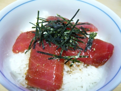 ニンニク醤油がたまらない！！マグロ漬け