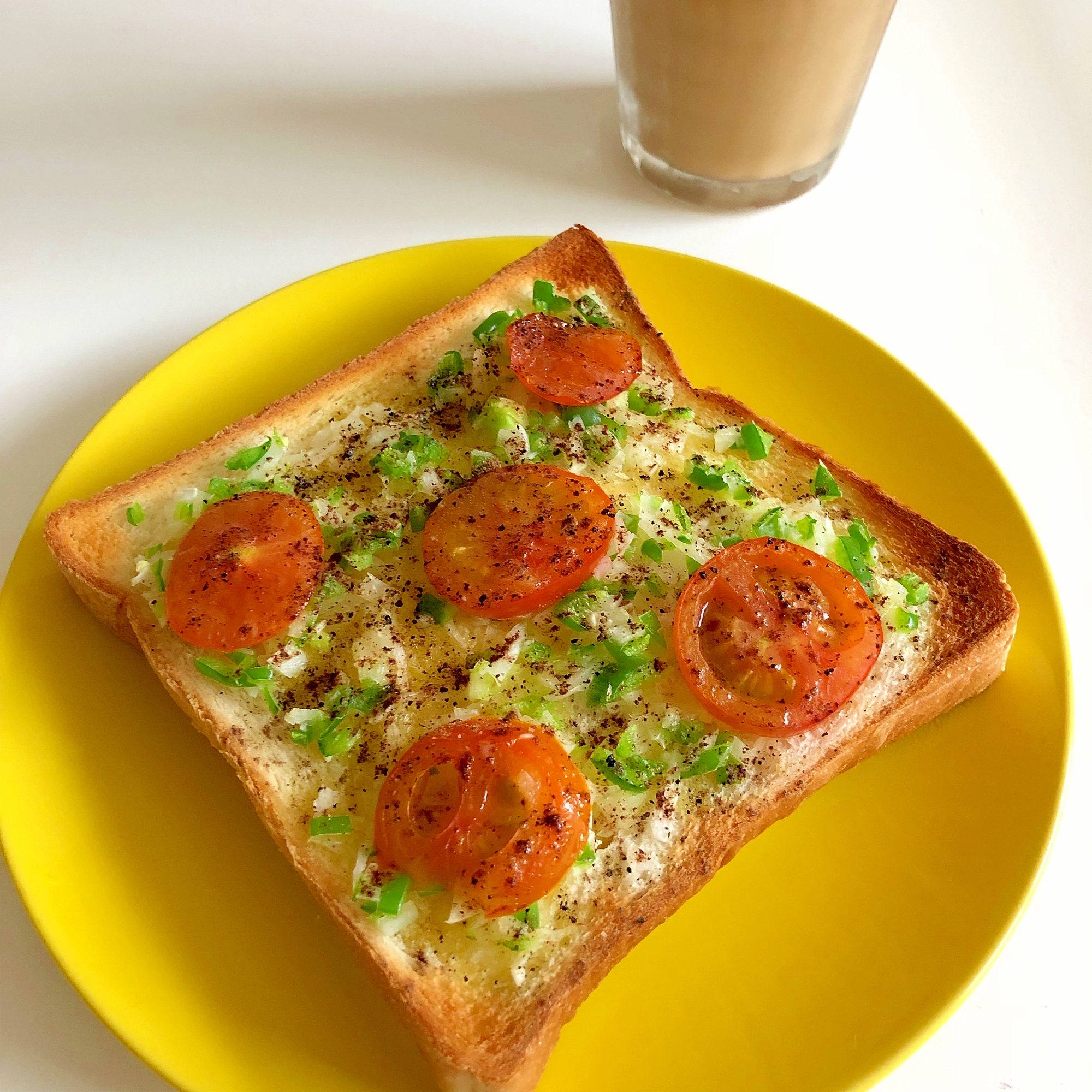 3種類野菜のオイルとスパイスのトースト♪