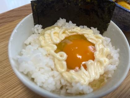 卵かけご飯アレンジ(^^)マヨ醤油TKG♪
