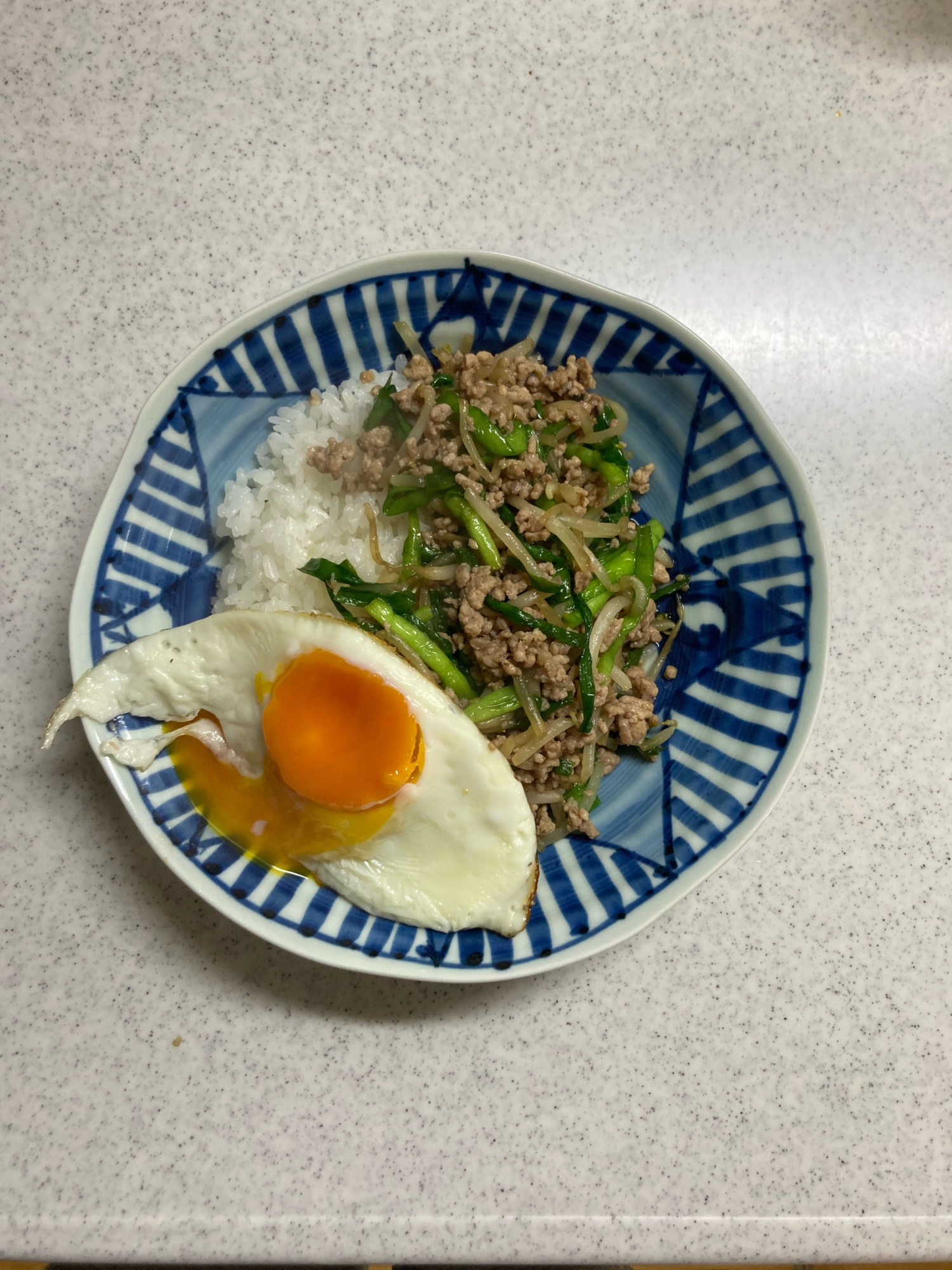 ガパオライス風★豚ひき肉と野菜の丼ぶり