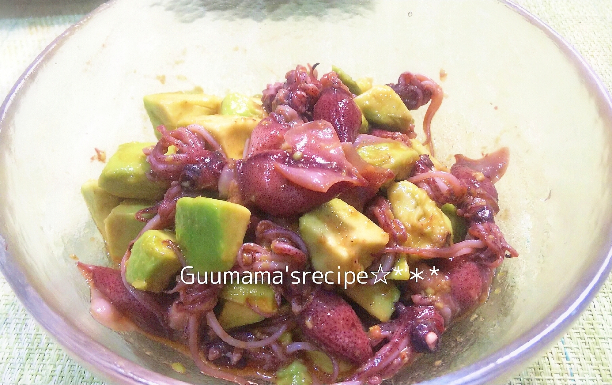 ねっとりコンビ♡ホタルイカとアボカドのわさび醤油