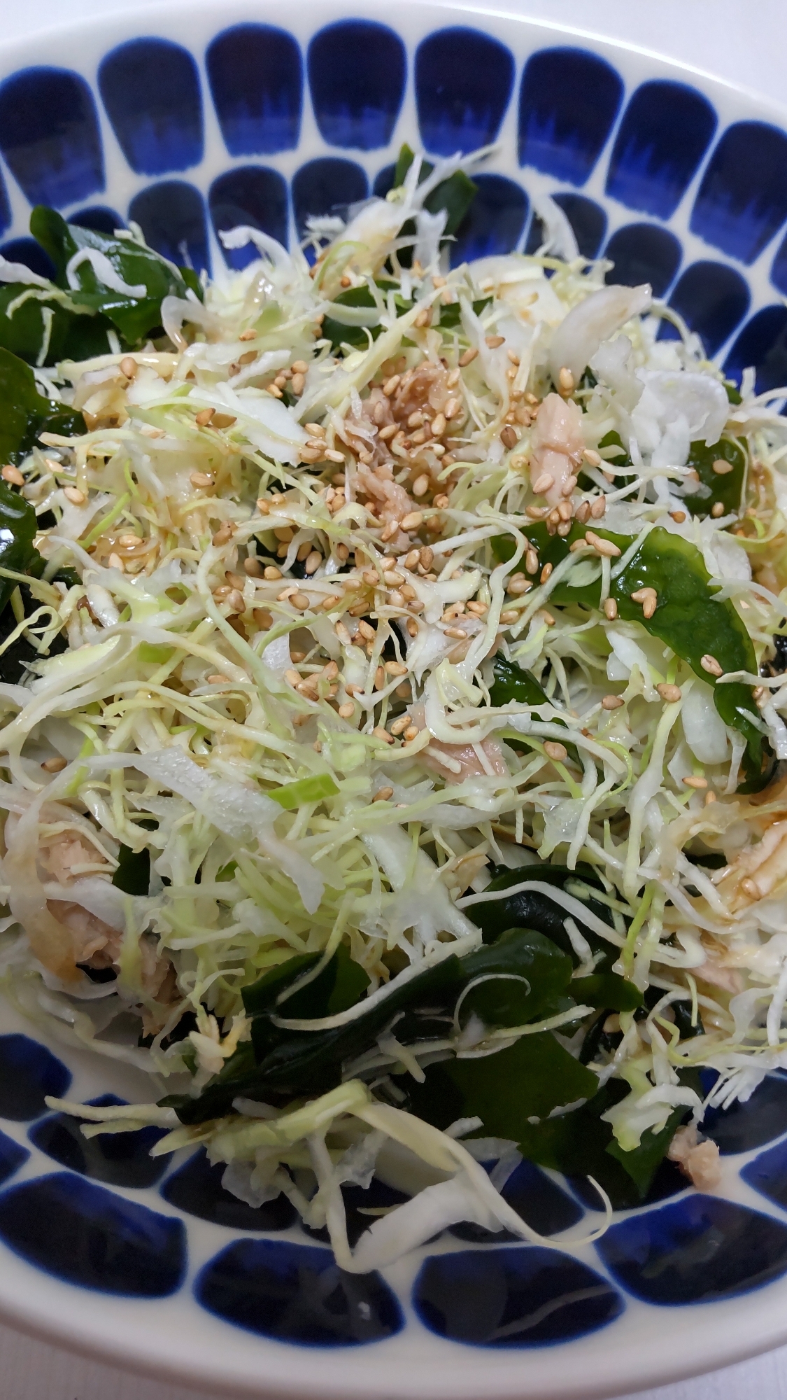 キャベツとわかめとツナの和風サラダ☆
