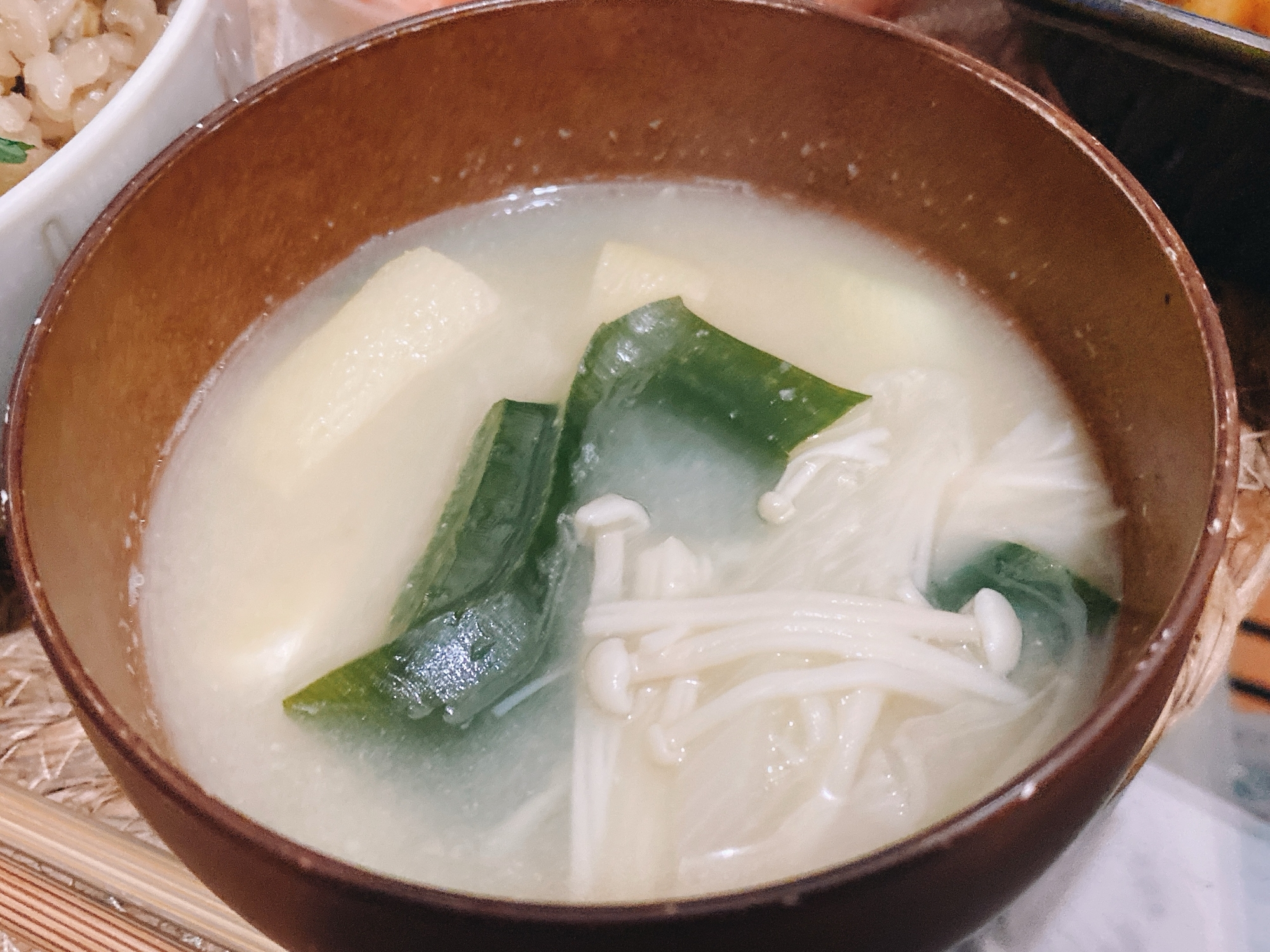 ꕥえのきとわかめの味噌汁ꕥ