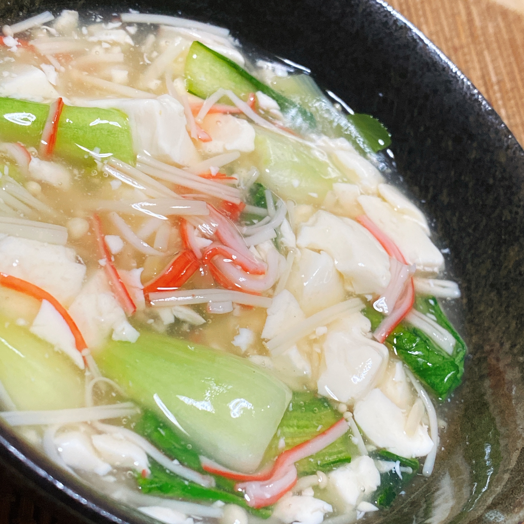 チンゲン菜と豆腐のとろ～りカニカマあんかけ