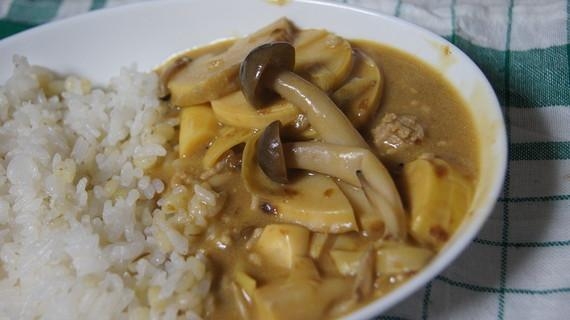 歯ごたえ愉しむ　筍カレー