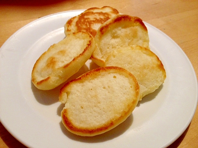 ふわふわ〜もちもち☆ヨーグルト入りホットケーキ