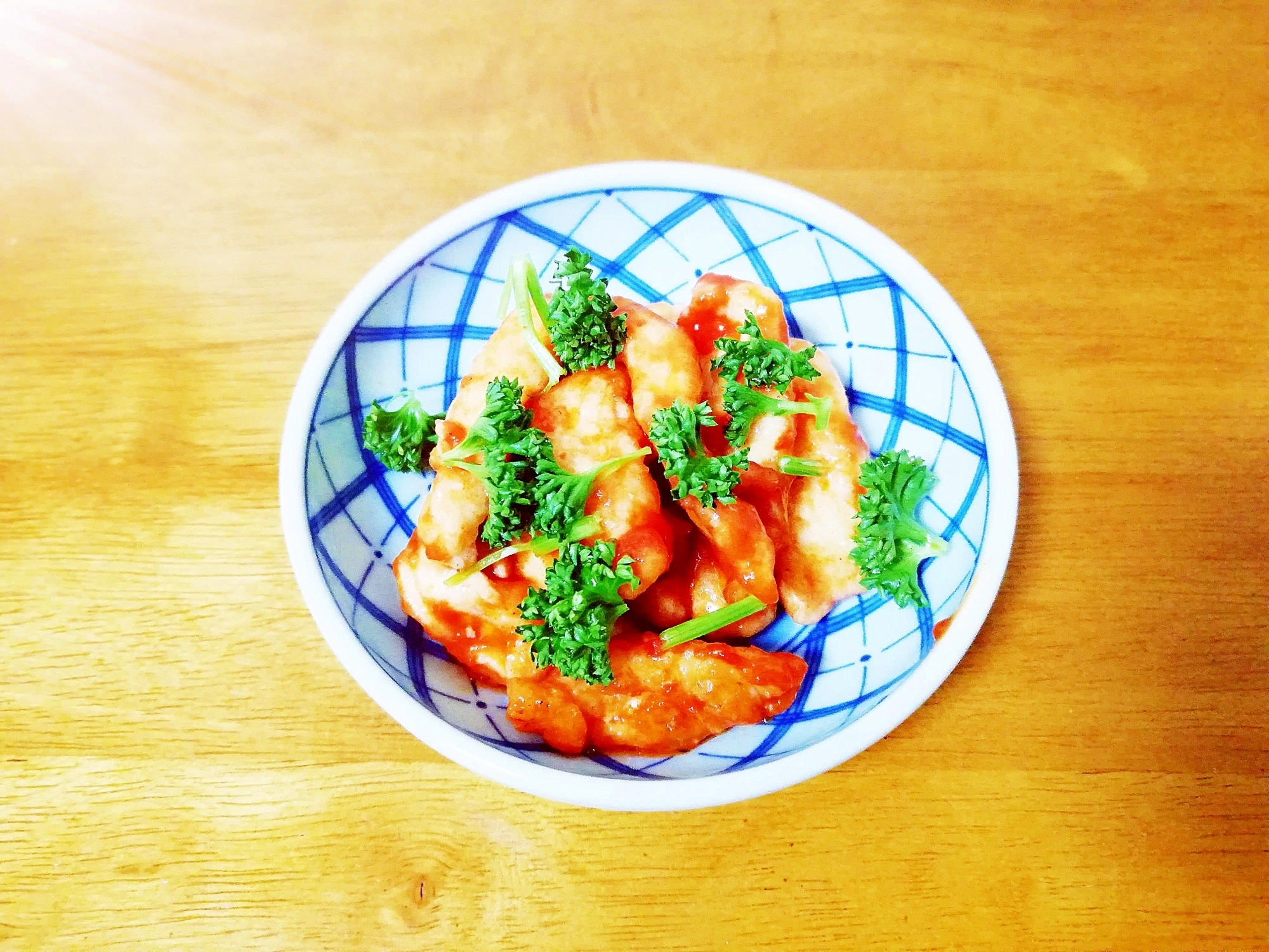 トマト風味♪鶏ムネ肉の蒸し炒め