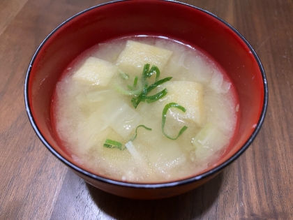 かぶと白菜と揚げの糀味噌汁