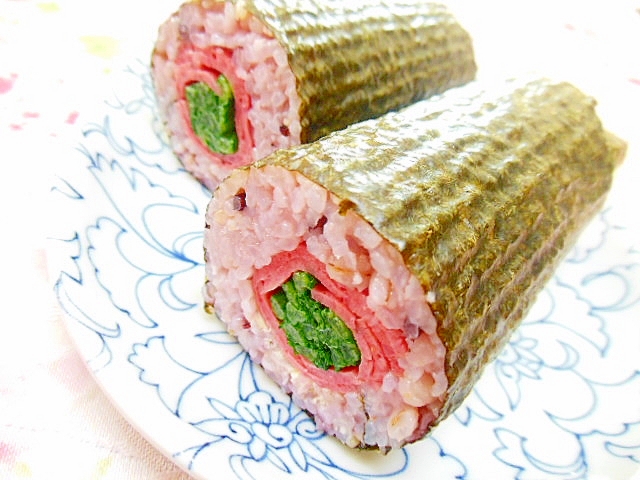 雑穀米de❤ビアハムと小松菜のマヨ巻き寿司❤