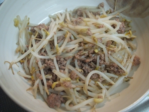 もやしとひき肉のオイスターソース炒め レシピ 作り方 By Yantasan 楽天レシピ