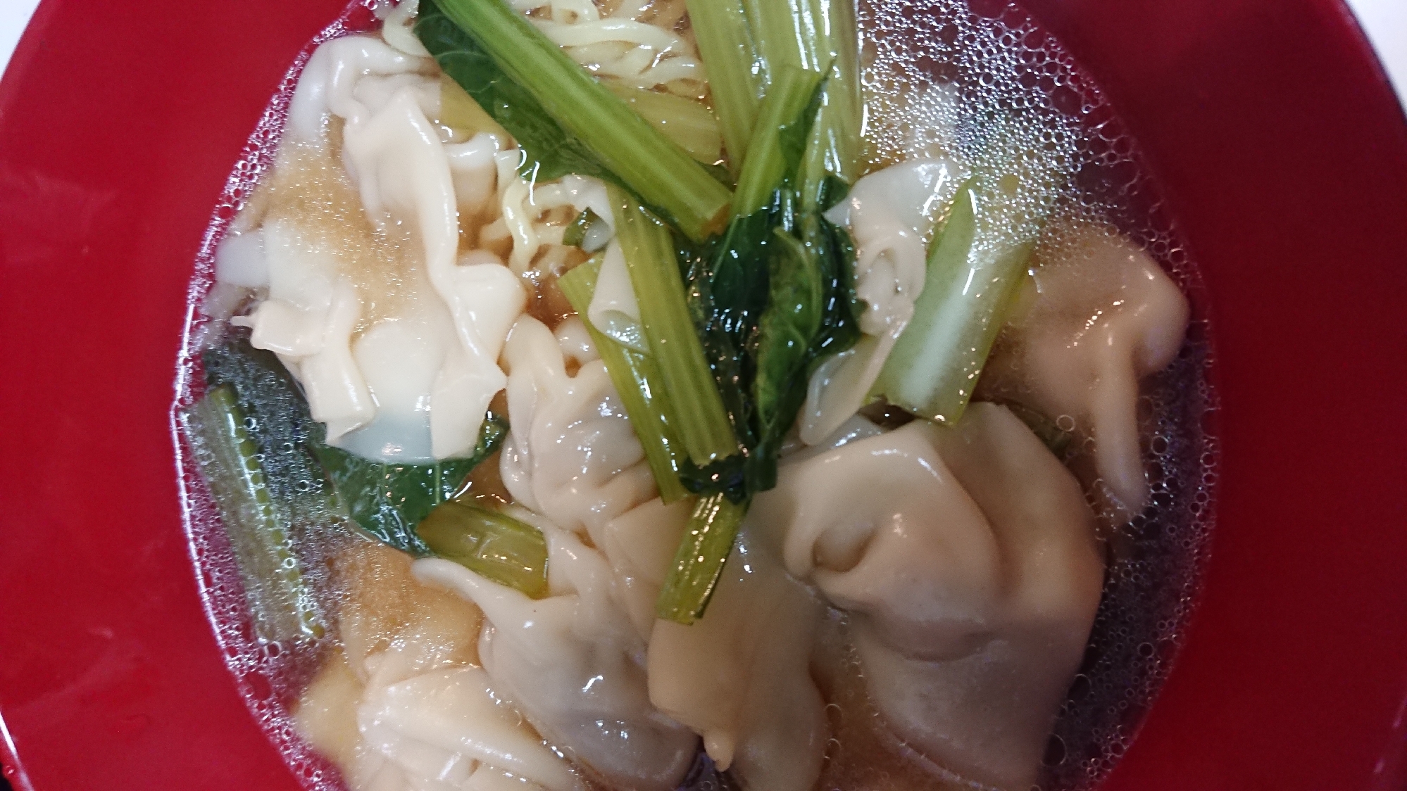 小松菜のワンタン麺