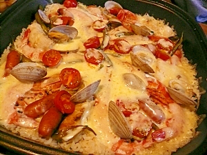 ホットプレートでパエリヤ