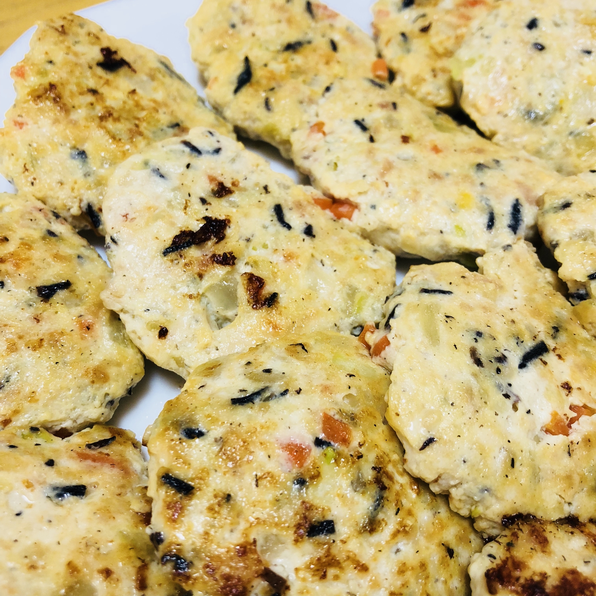 離乳食に 作り置きに ふわふわひじき豆腐ハンバーグ レシピ 作り方 By もちち 楽天レシピ 離乳食に 作り置きに ふわふわひじき豆腐ハンバーグ レシピ 作り方 By もちち 楽天レシピ