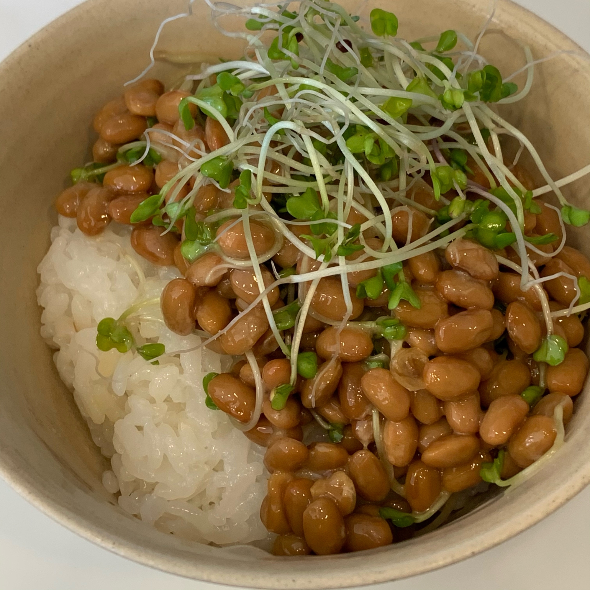 ブロッコリースーパースプラウトの納豆ご飯