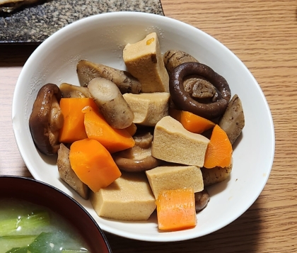 栄養満点◎高野豆腐と干し椎茸の煮物