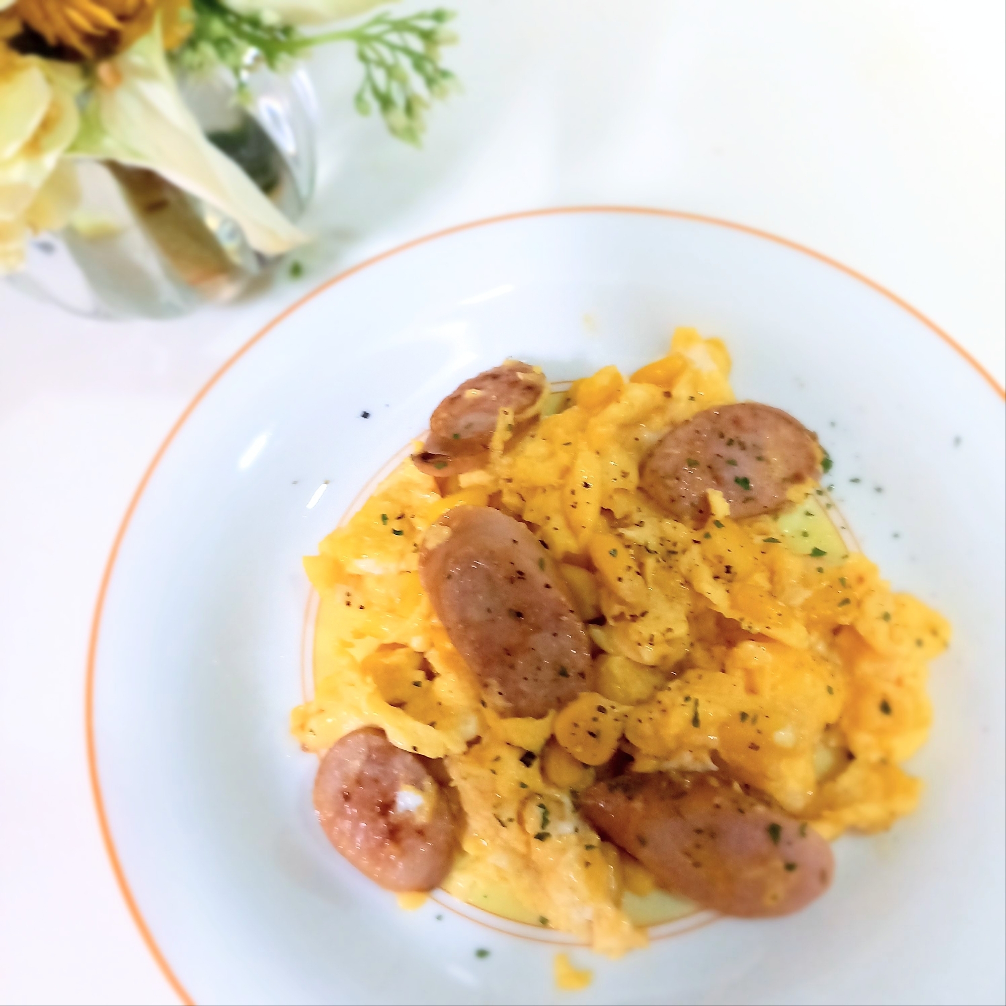 麹生活しましょᕷ*ウインナーとコーンの卵炒めꕤ୭*