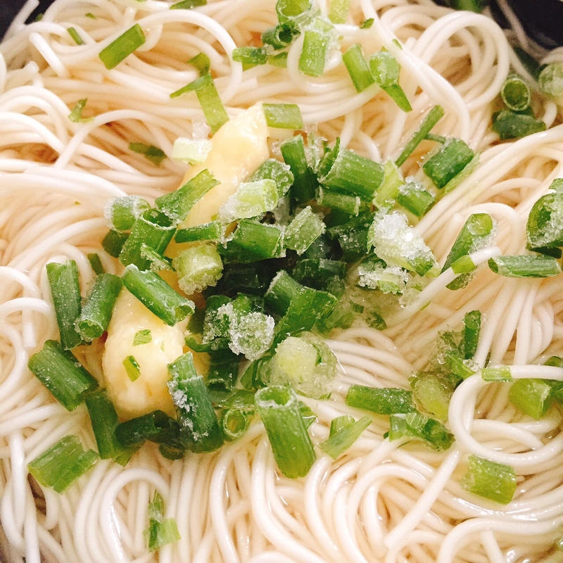 ガーリック風味そうめん