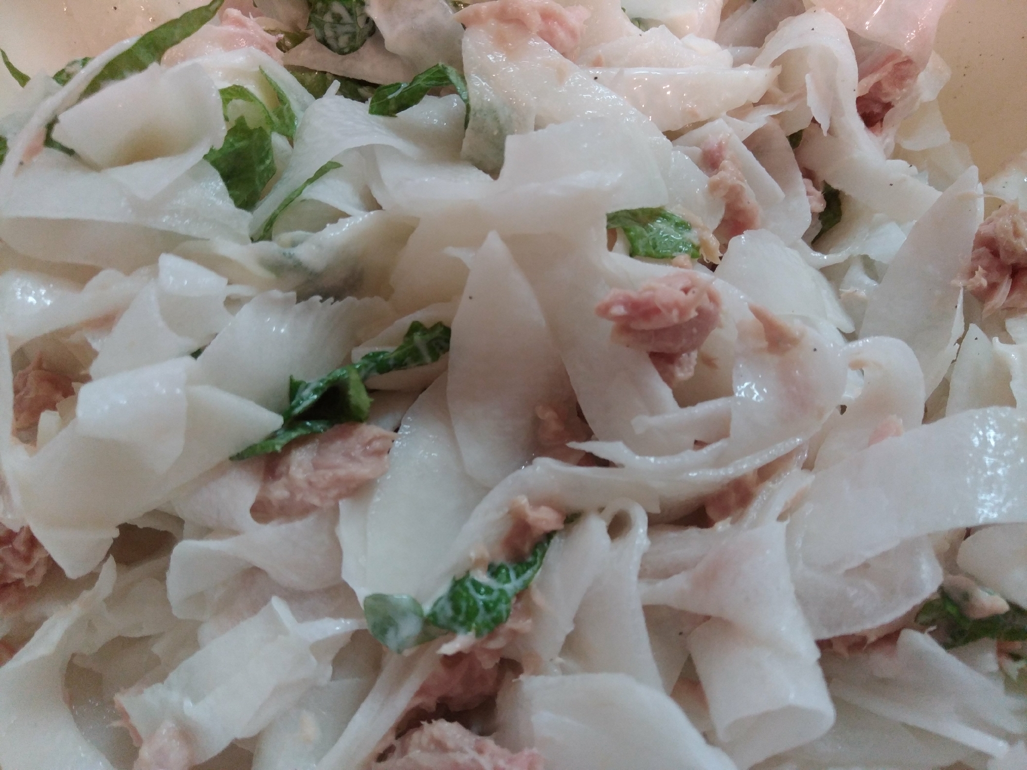 大根と大葉とツナのサラダ