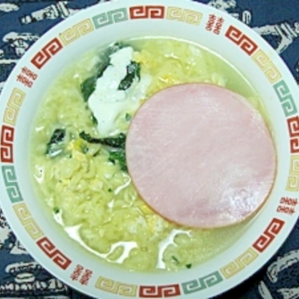 ハムとチンゲンサイとたまごの塩ラーメン レシピ 作り方 By けいちゃん088 楽天レシピ ハムとチンゲンサイとたまごの塩ラーメン レシピ 作り方 By けいちゃん088 楽天レシピ