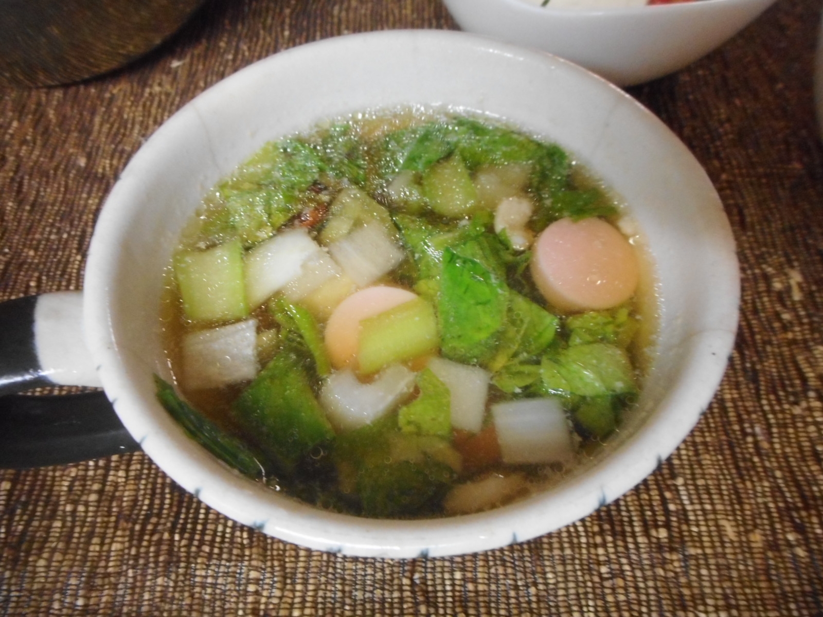 小松菜とウィンナーの和風スープ