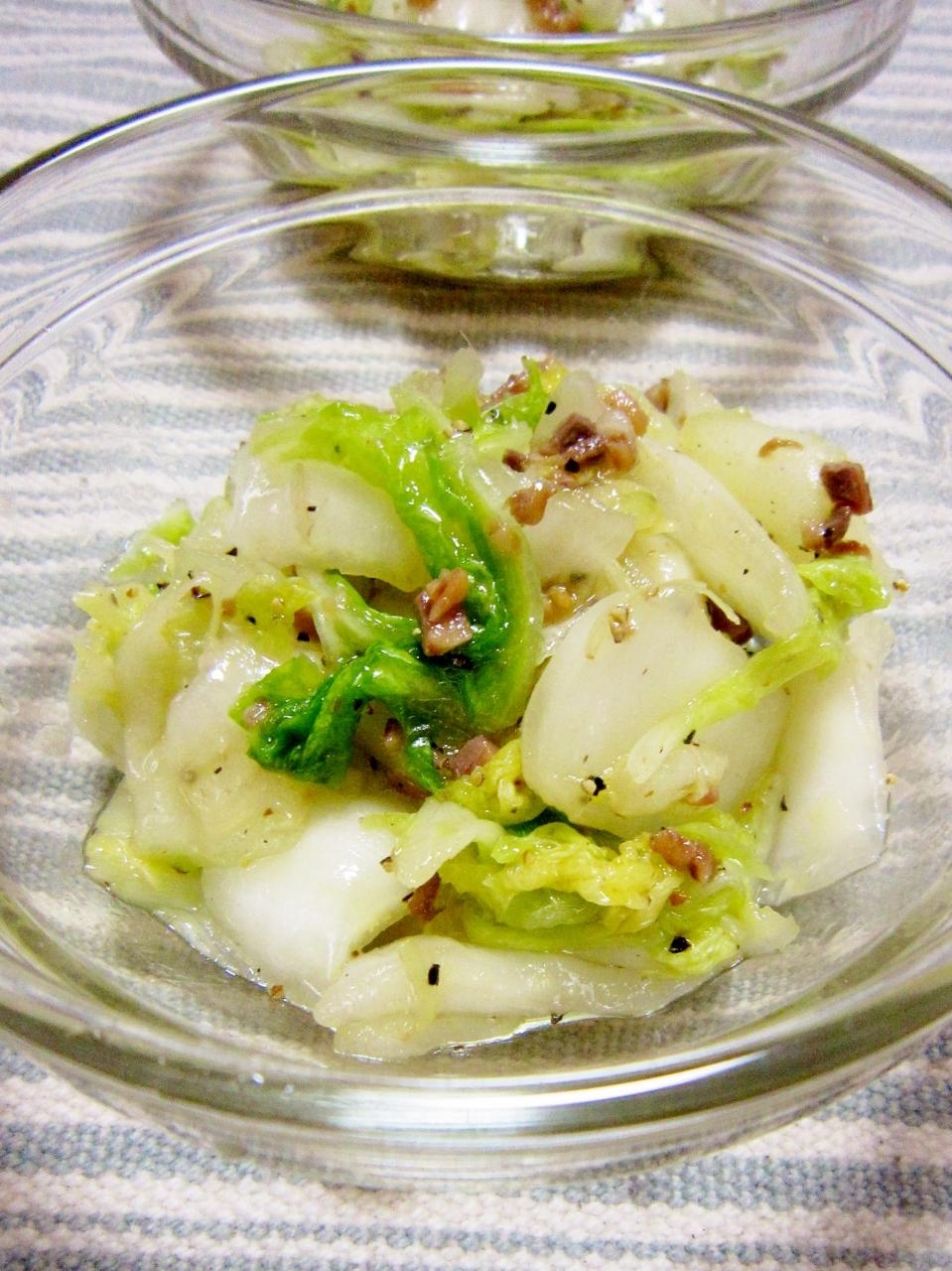 簡単!白菜のアンチョビサラダ【砂糖もみで】