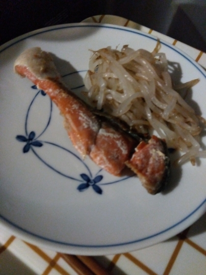 うすべったい生鮭の身あらの焼き方