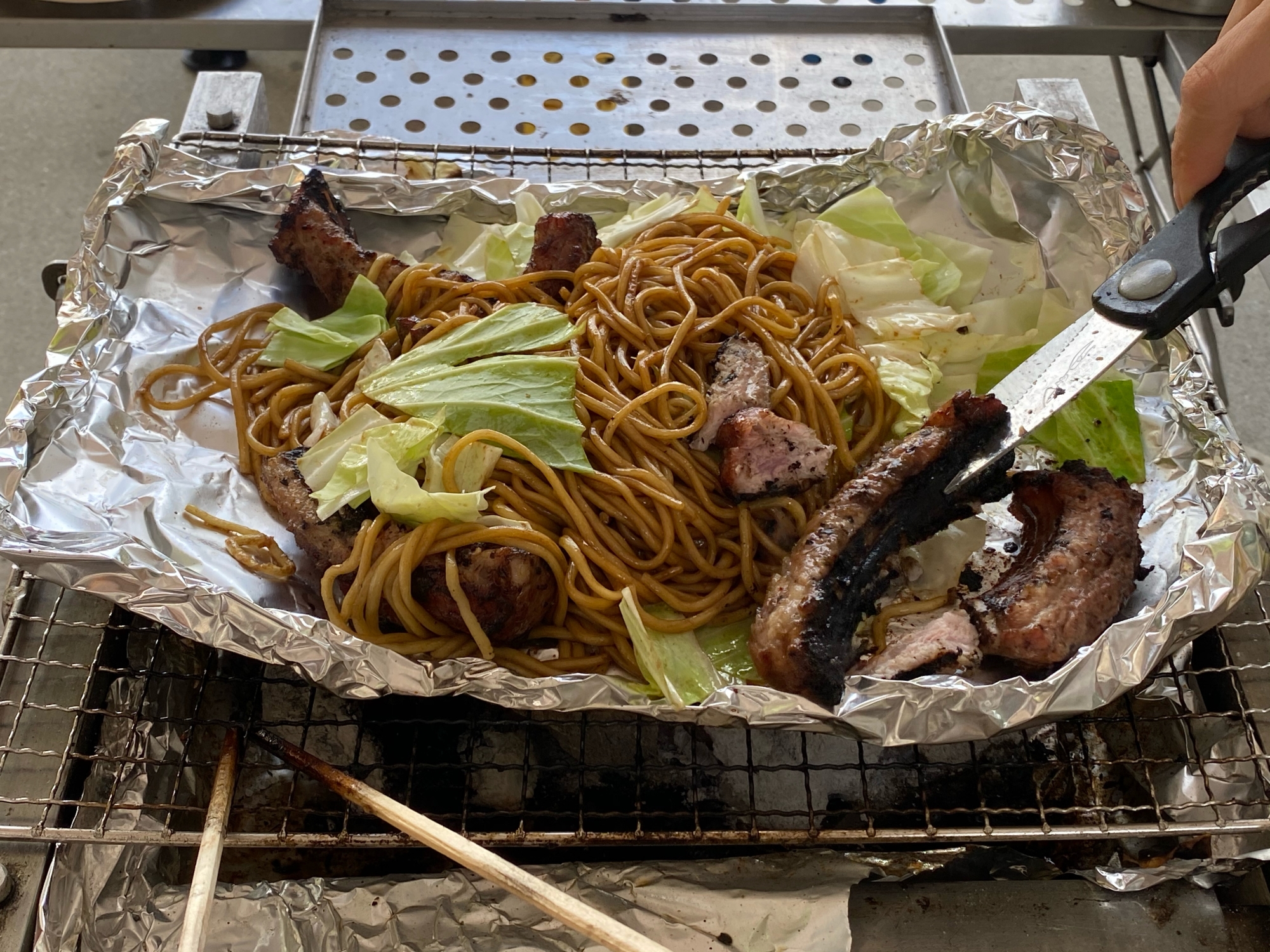 BBQ!スペアリブで焼きそば