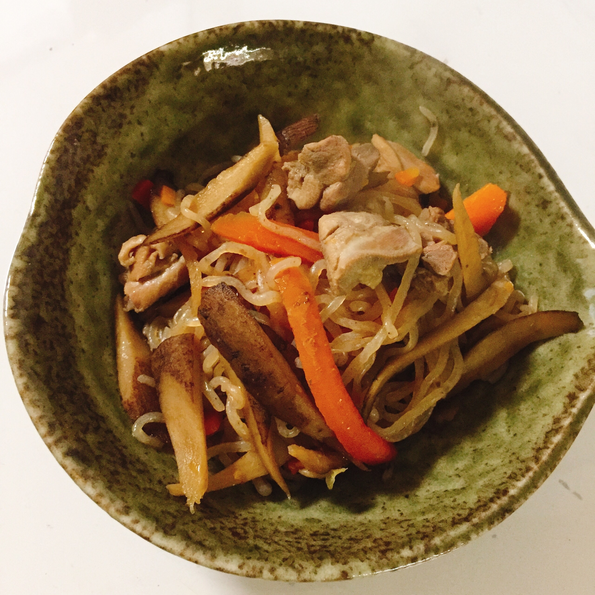 簡単、激ウマ♬ ゴボウと人参、糸こんにゃくの煮物