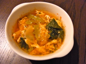 キムチと小松菜の中華風スープ