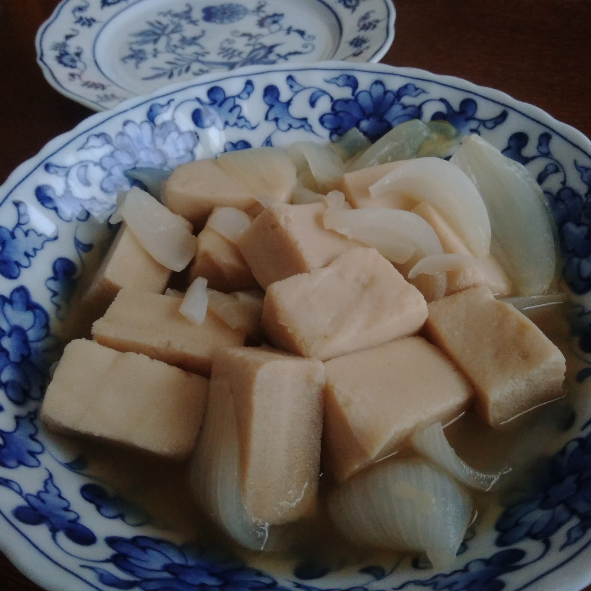 高野豆腐と新玉葱の甘辛煮物