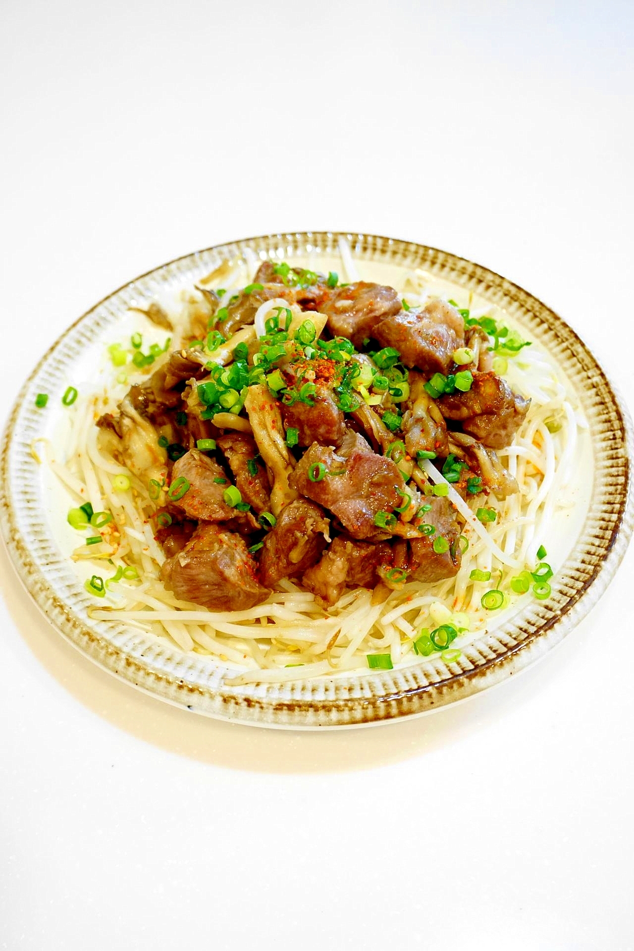 我家を居酒屋に!豚かしら肉のスタミナ炒め