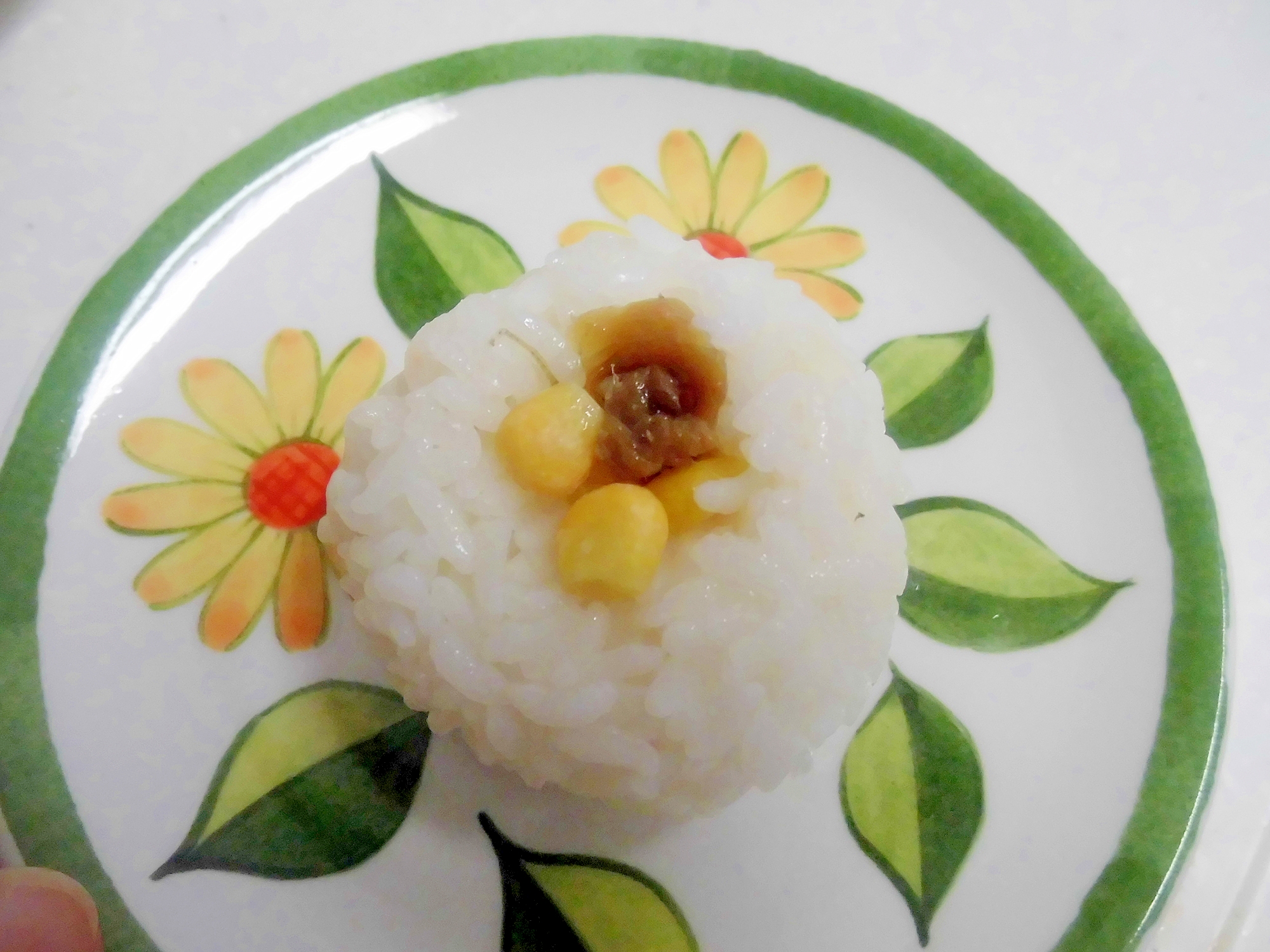 北海道 コーンバターとアンチョビのおにぎり レシピ 作り方 By Kumi Mama 楽天レシピ