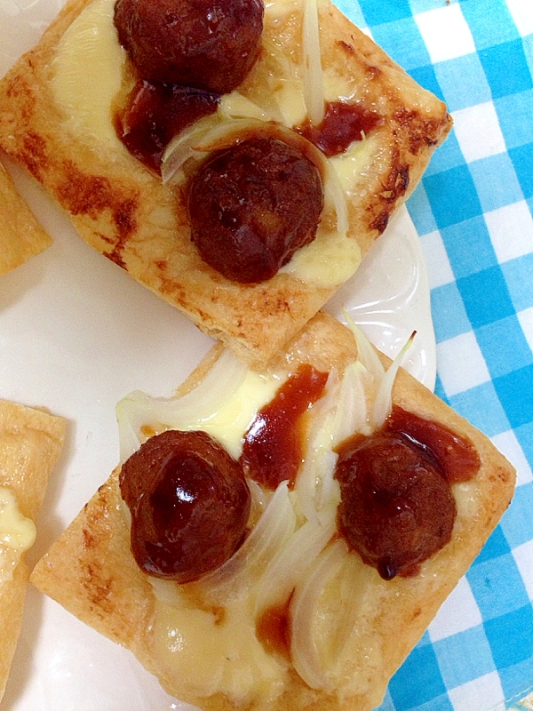 トースターで！肉団子と玉ねぎとチーズの油揚げ焼き☆