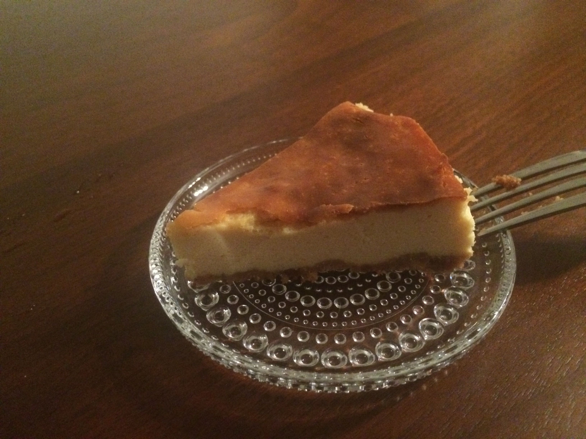 チーズ風味のヨーグルトベイクドケーキ